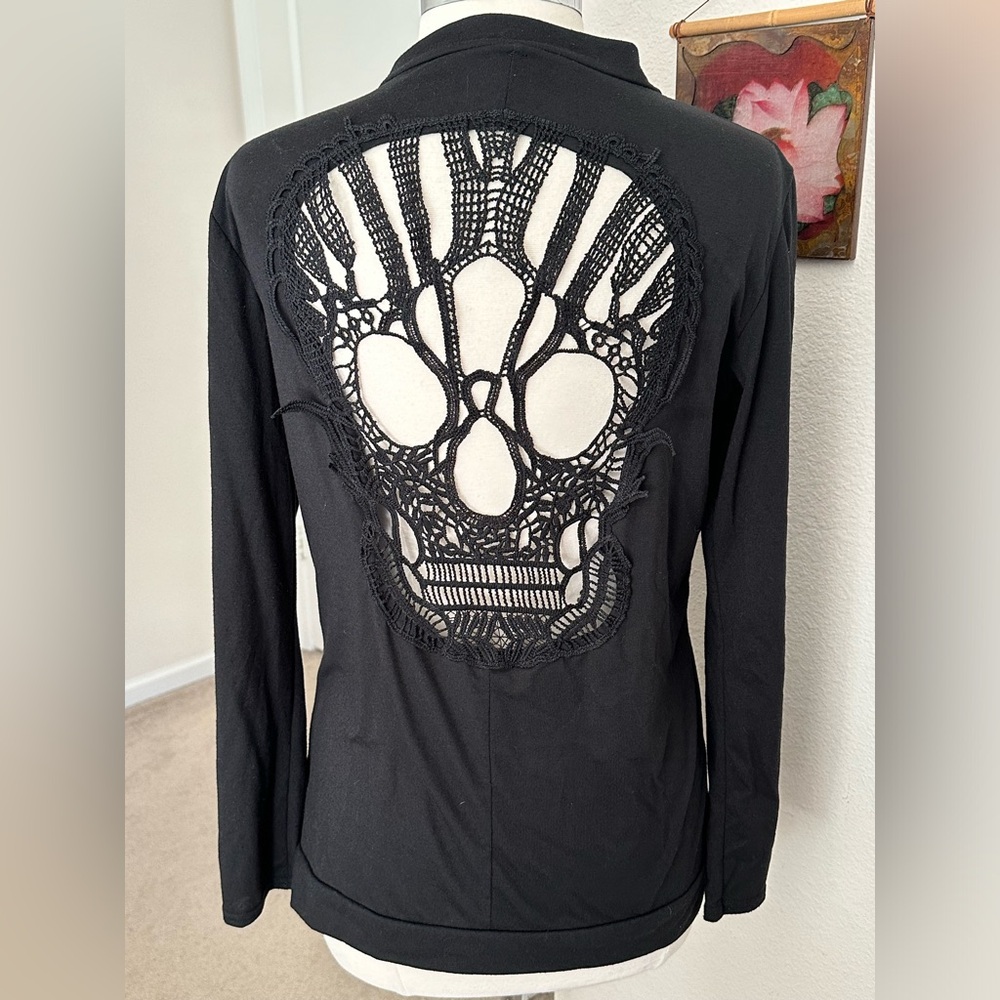 GOTH Dreagle Black Skull Embroidery Cut-Out Cardigan Size S/M